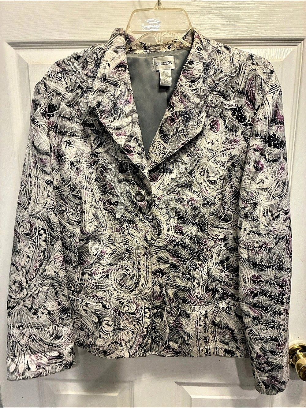 Chico's Paisley Embellished Blazer in Gray & Pink Like New Chico size 3